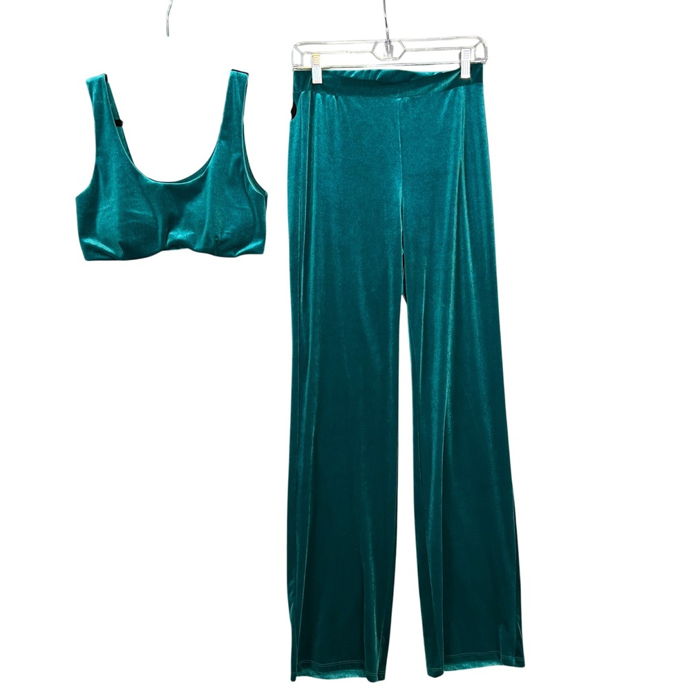 Fashion Nova Velvet Pant Set Sz M Crop Top Pants Velour Streetwear Loungewear